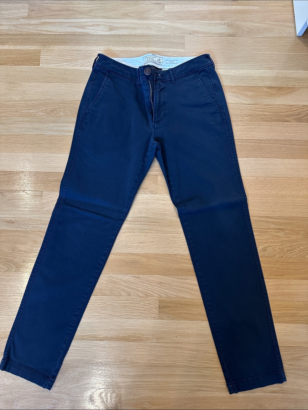 Abercrombie & Fitch Men's Dark Navy Slim Chinos